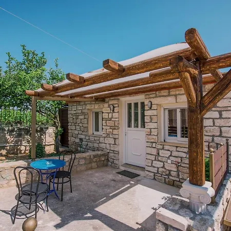 Acrocorinth Appartement *