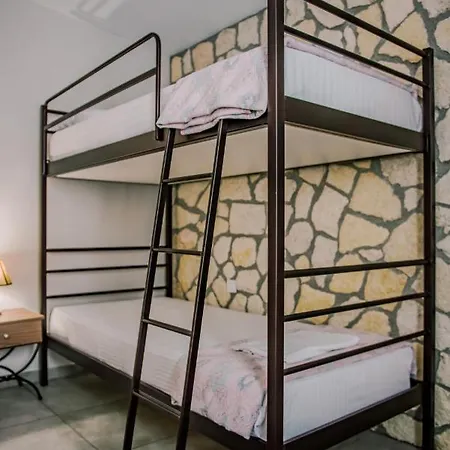 Апартаменты Acrocorinth