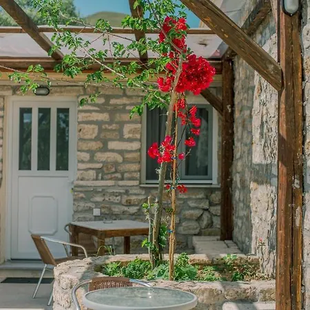 Apartament Acrocorinth *