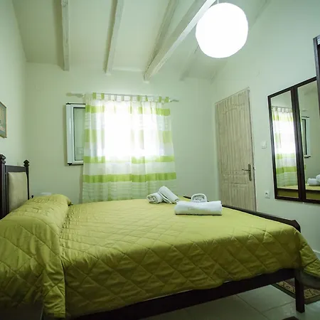 Acrocorinth Апартаменты