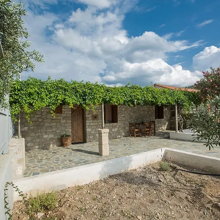 Acrocorinth Апартаменты